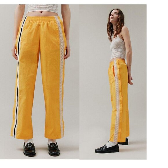 BDG Jess Yellow Nylon Track Pants w Lace Button Sides Urban Outfitters Sz S - Picture 1 of 7